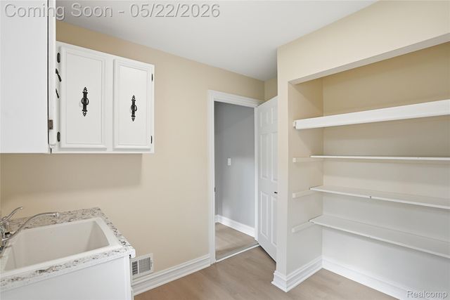 53568 Wolf Drive, Shelby Charter Township, MI 48316