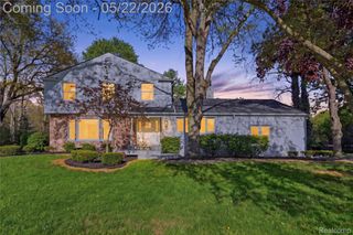 53568 Wolf Drive, Shelby Charter Township, MI 48316