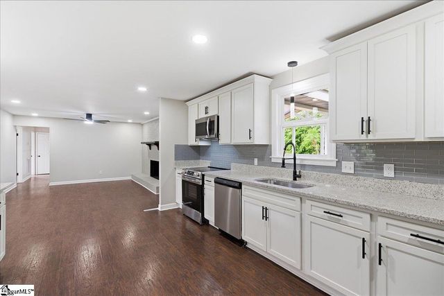 303 Vinson Drive, Greenville, SC 29617
