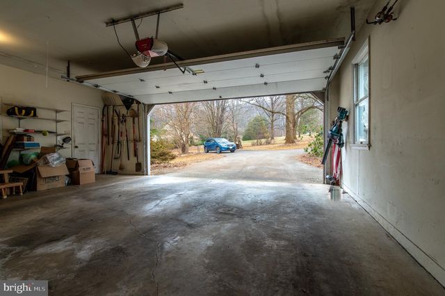 12 PHILLIPS LN, Chester Springs, PA 19425