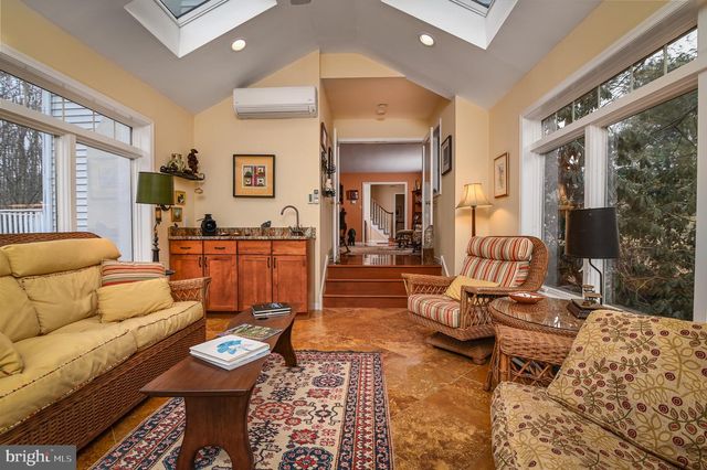 12 PHILLIPS LN, Chester Springs, PA 19425