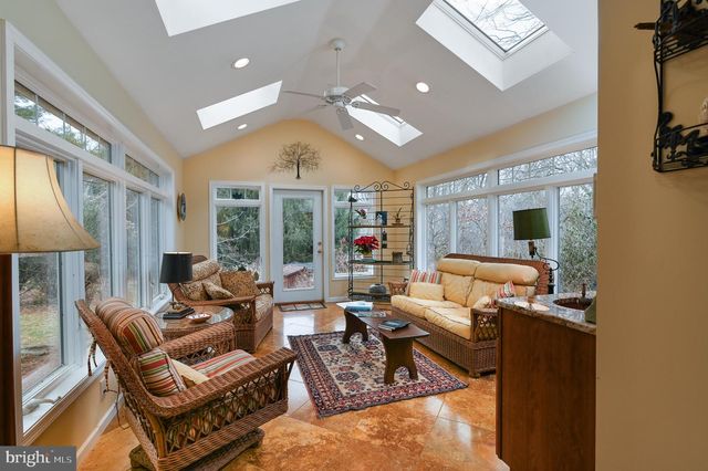 12 PHILLIPS LN, Chester Springs, PA 19425