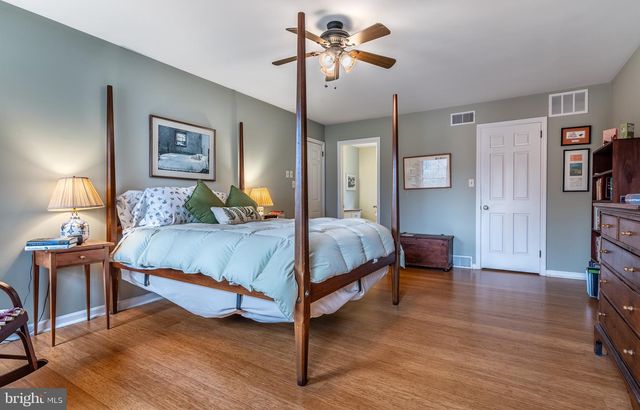 12 PHILLIPS LN, Chester Springs, PA 19425