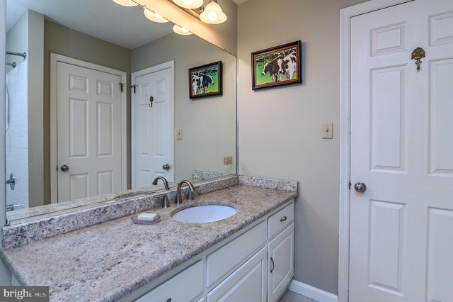 12 PHILLIPS LN, Chester Springs, PA 19425