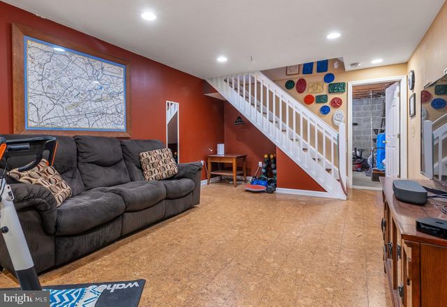 12 PHILLIPS LN, Chester Springs, PA 19425