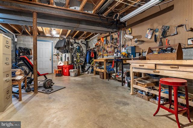 12 PHILLIPS LN, Chester Springs, PA 19425