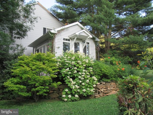 12 PHILLIPS LN, Chester Springs, PA 19425