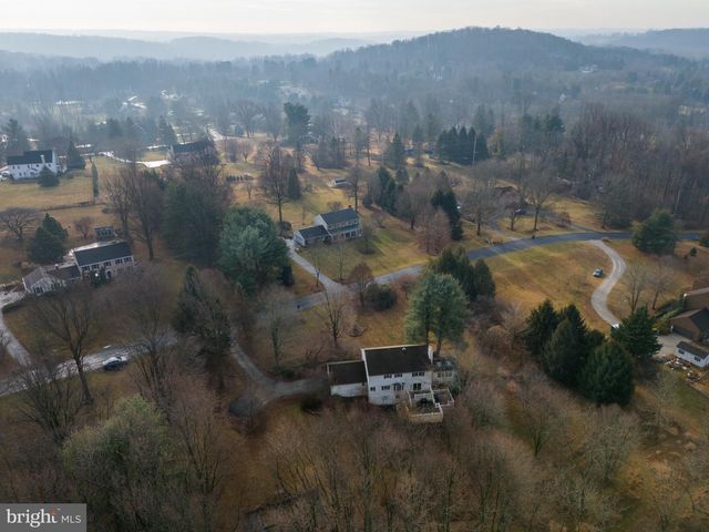 12 PHILLIPS LN, Chester Springs, PA 19425