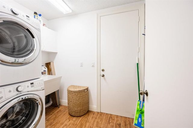 2592 Sheltingham Drive, Wellington, FL 33414