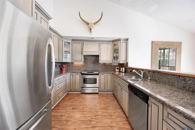 2592 Sheltingham Drive, Wellington, FL 33414