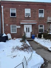 78-13 Park Drive E 2A, Flushing, NY 11367