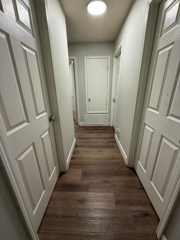 945 Somerset Meadows Drive, Rio Rancho, NM 87144