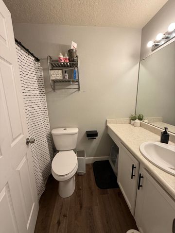 945 Somerset Meadows Drive, Rio Rancho, NM 87144