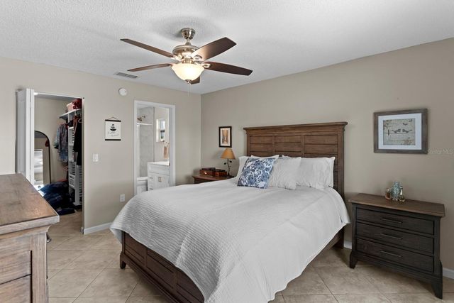 6809 CIRCLECREEK DRIVE, Pinellas Park, FL 33781