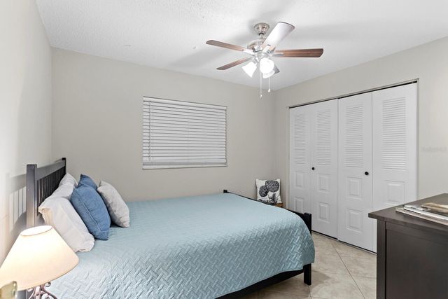 6809 CIRCLECREEK DRIVE, Pinellas Park, FL 33781