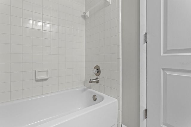 6809 CIRCLECREEK DRIVE, Pinellas Park, FL 33781