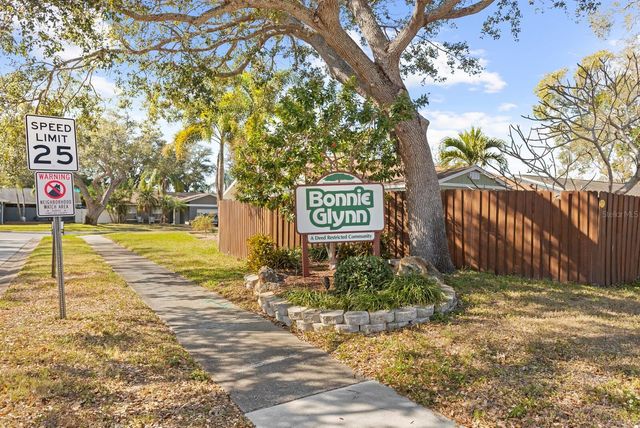 6809 CIRCLECREEK DRIVE, Pinellas Park, FL 33781