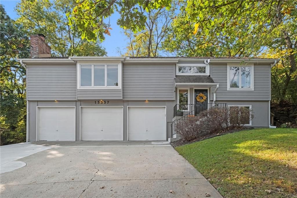 13337 Metropolitan Avenue, Bonner Springs, KS 66012