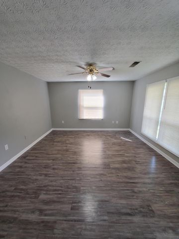 3216-3218 Independence Street, Grove City, OH 43123