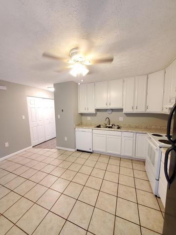 3216-3218 Independence Street, Grove City, OH 43123