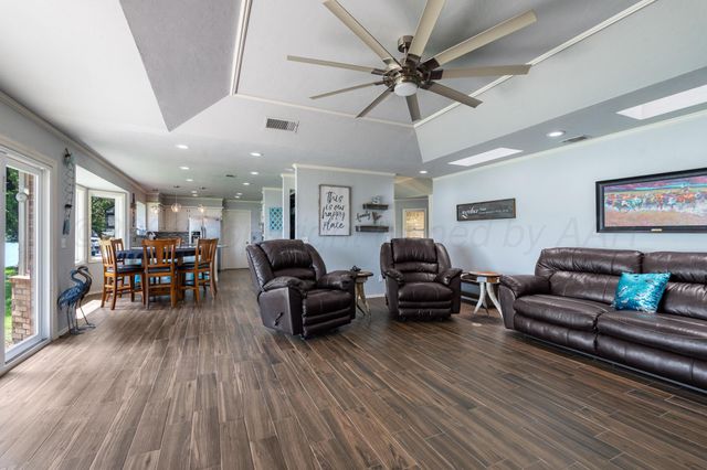 326 N Shore Drive, Amarillo, TX 79118