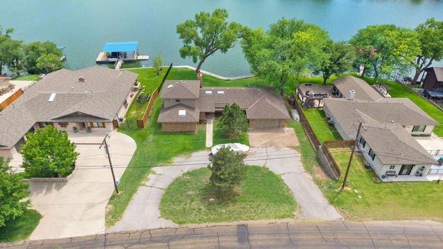 326 N Shore Drive, Amarillo, TX 79118