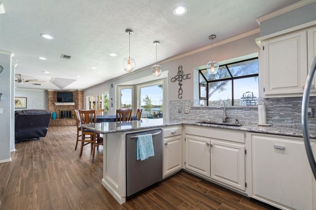 326 N Shore Drive, Amarillo, TX 79118