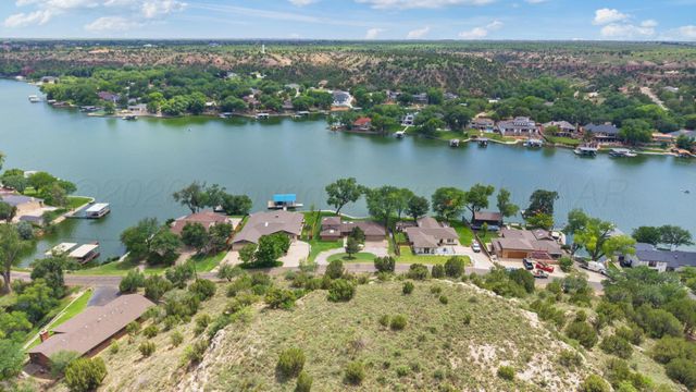 326 N Shore Drive, Amarillo, TX 79118