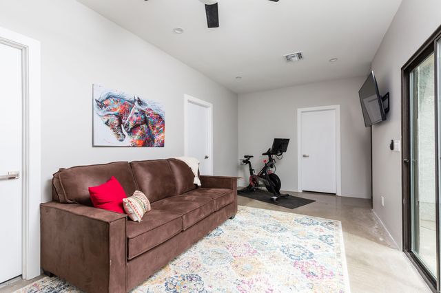 7505 E MAIN Street B, Scottsdale, AZ 85251