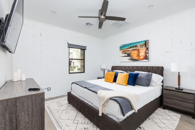 7505 E MAIN Street B, Scottsdale, AZ 85251