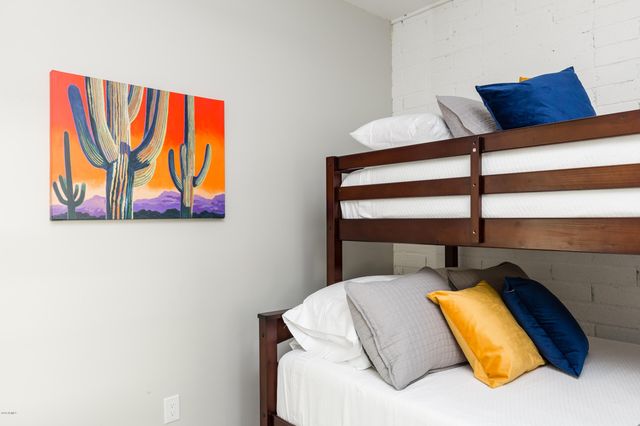 7505 E MAIN Street B, Scottsdale, AZ 85251