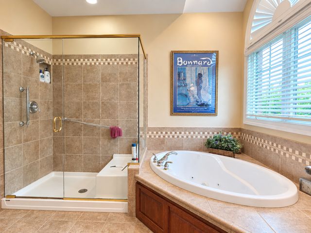 20228 Oakwood Drive, Mokena, IL 60448