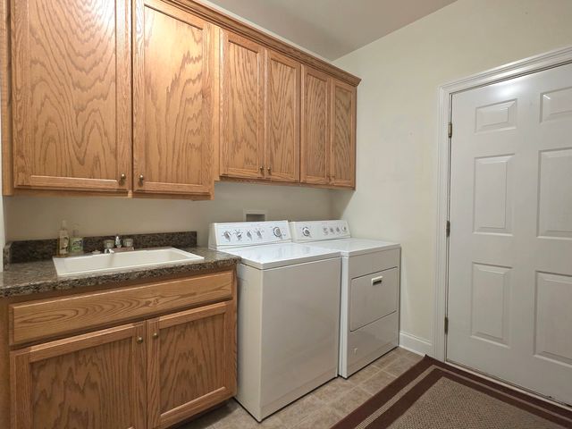 20228 Oakwood Drive, Mokena, IL 60448
