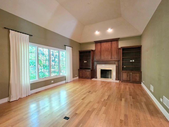 20228 Oakwood Drive, Mokena, IL 60448