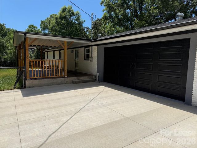 3215 Waxhaw Highway, Monroe, NC 28112