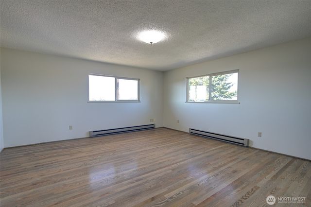 316 Beacon Hill Drive, Hoquiam, WA 98550