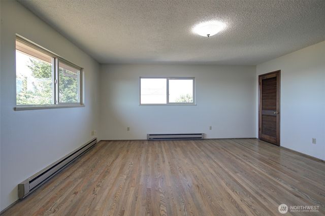 316 Beacon Hill Drive, Hoquiam, WA 98550