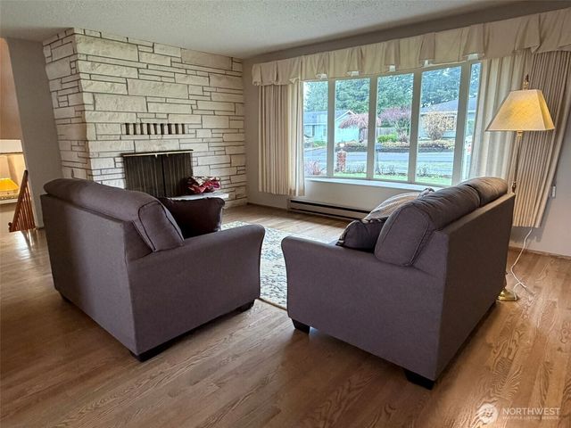 316 Beacon Hill Drive, Hoquiam, WA 98550