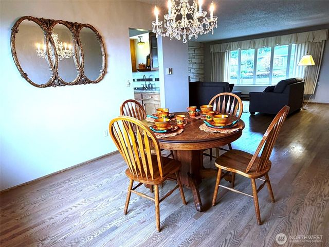 316 Beacon Hill Drive, Hoquiam, WA 98550