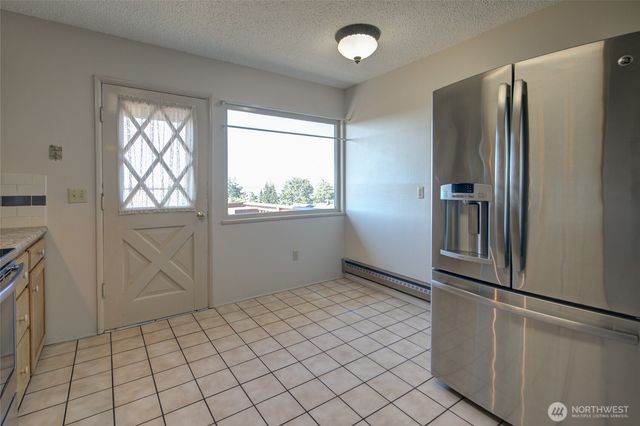 316 Beacon Hill Drive, Hoquiam, WA 98550