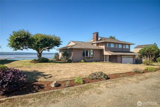 316 Beacon Hill Drive, Hoquiam, WA 98550