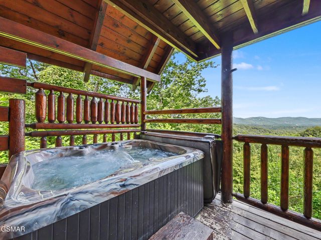 2509 Piney Drive, Sevierville, TN 37876