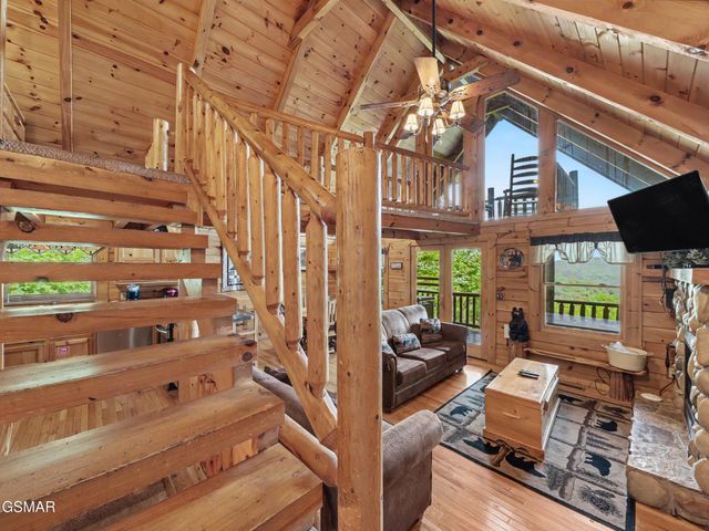 2509 Piney Drive, Sevierville, TN 37876