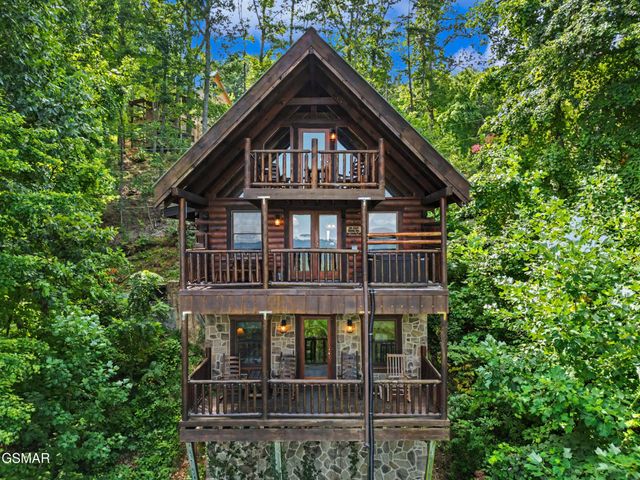 2509 Piney Drive, Sevierville, TN 37876