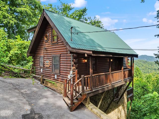 2509 Piney Drive, Sevierville, TN 37876