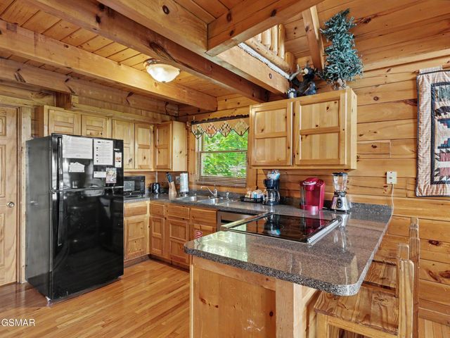 2509 Piney Drive, Sevierville, TN 37876