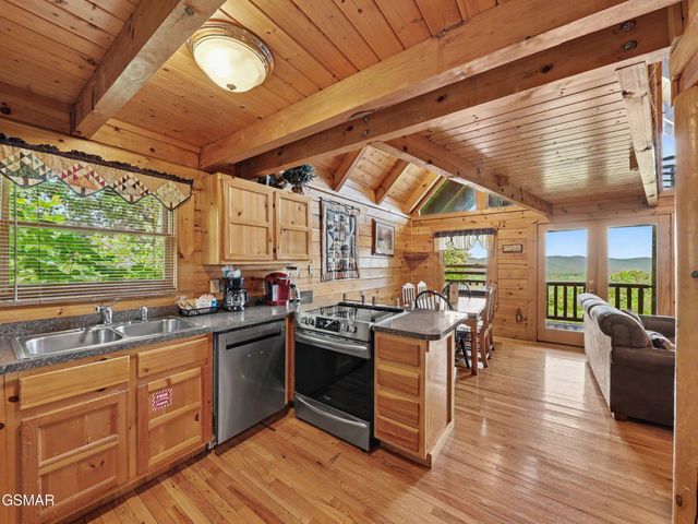 2509 Piney Drive, Sevierville, TN 37876