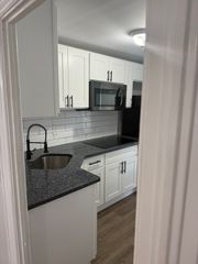 22 Fruit Street 2b, Taunton, MA 02740