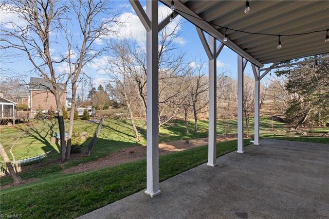 3715 Brownstone Lane, Winston-salem, NC 27106