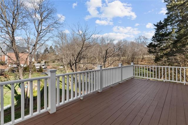 3715 Brownstone Lane, Winston-salem, NC 27106